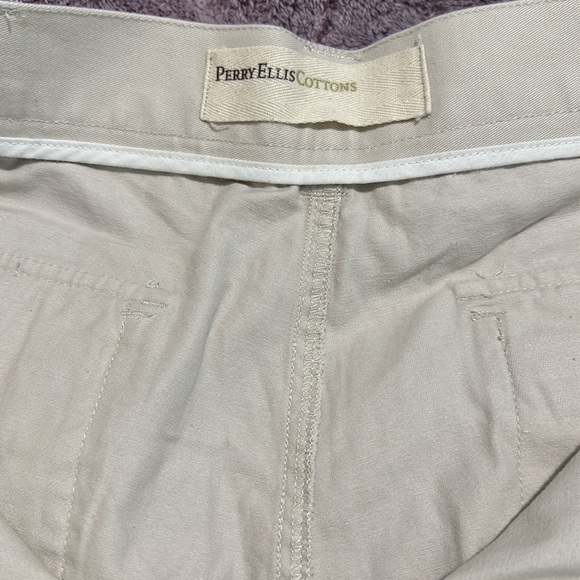 Perry Ellis Shorts - Picture 10 of 12